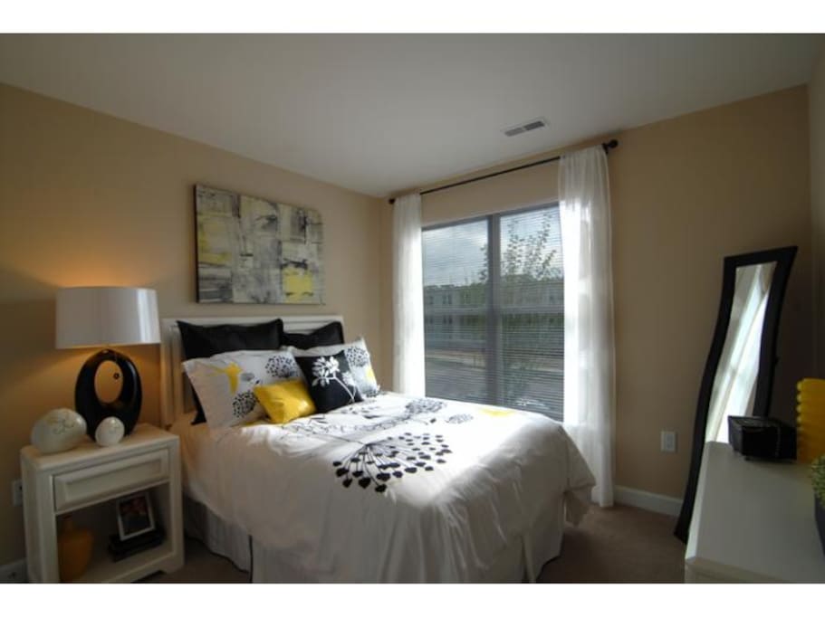 One of the two rooms that can be rented out.