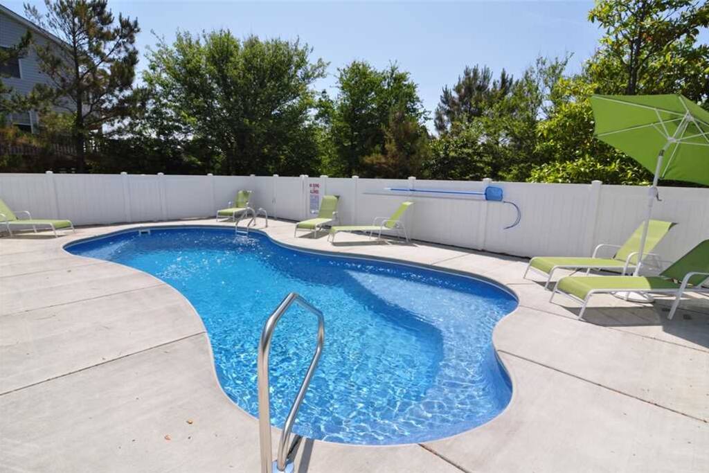 OSF03: Tucked Inn | Pool Area