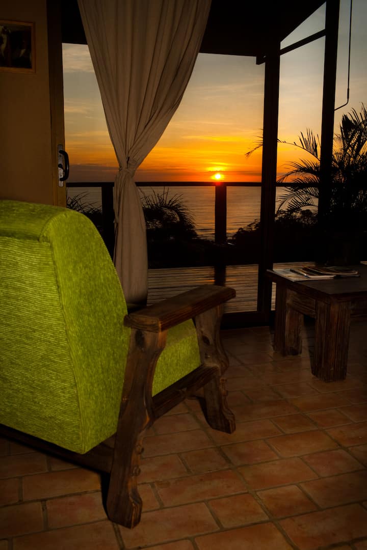 Sunset Reef Ocean View Room Surf Vista Villas Villas for Rent in