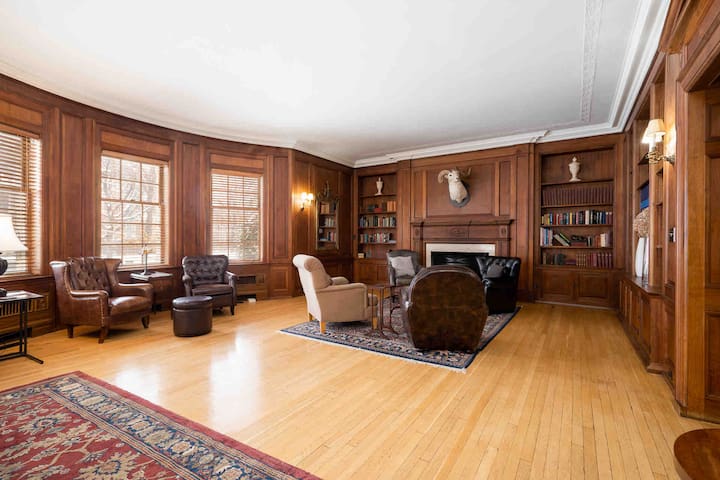 The Grand Mansion on Pillsbury- 4 floors! 10k sqft