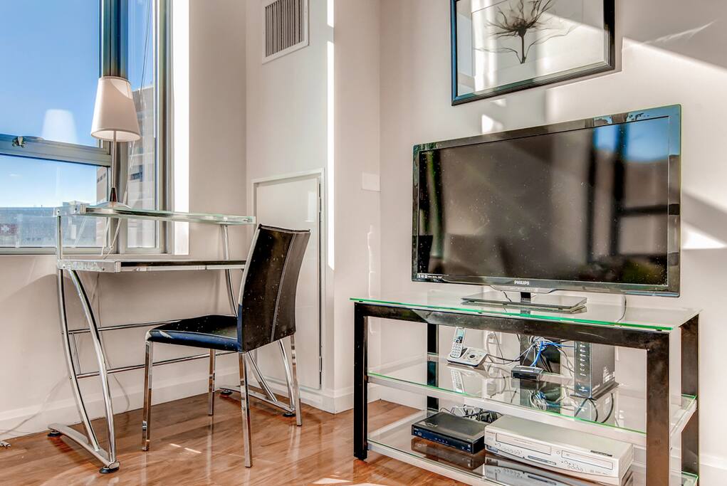 TV