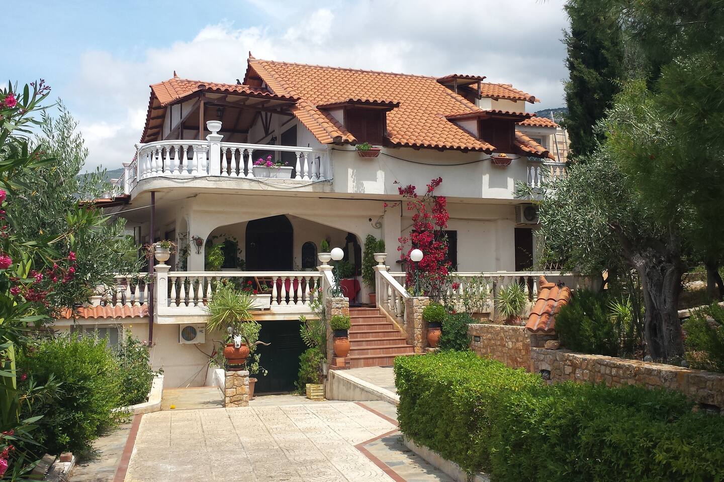 Top 20 porto germeno vacation rentals, vacation homes & condo ...