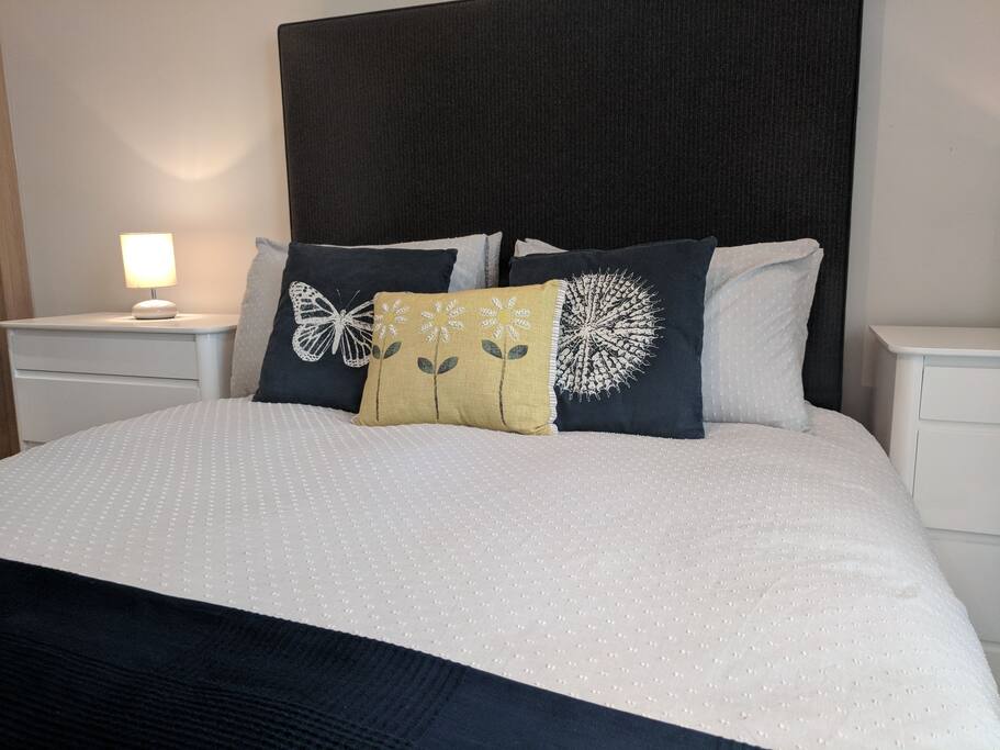 Double-size bedroom