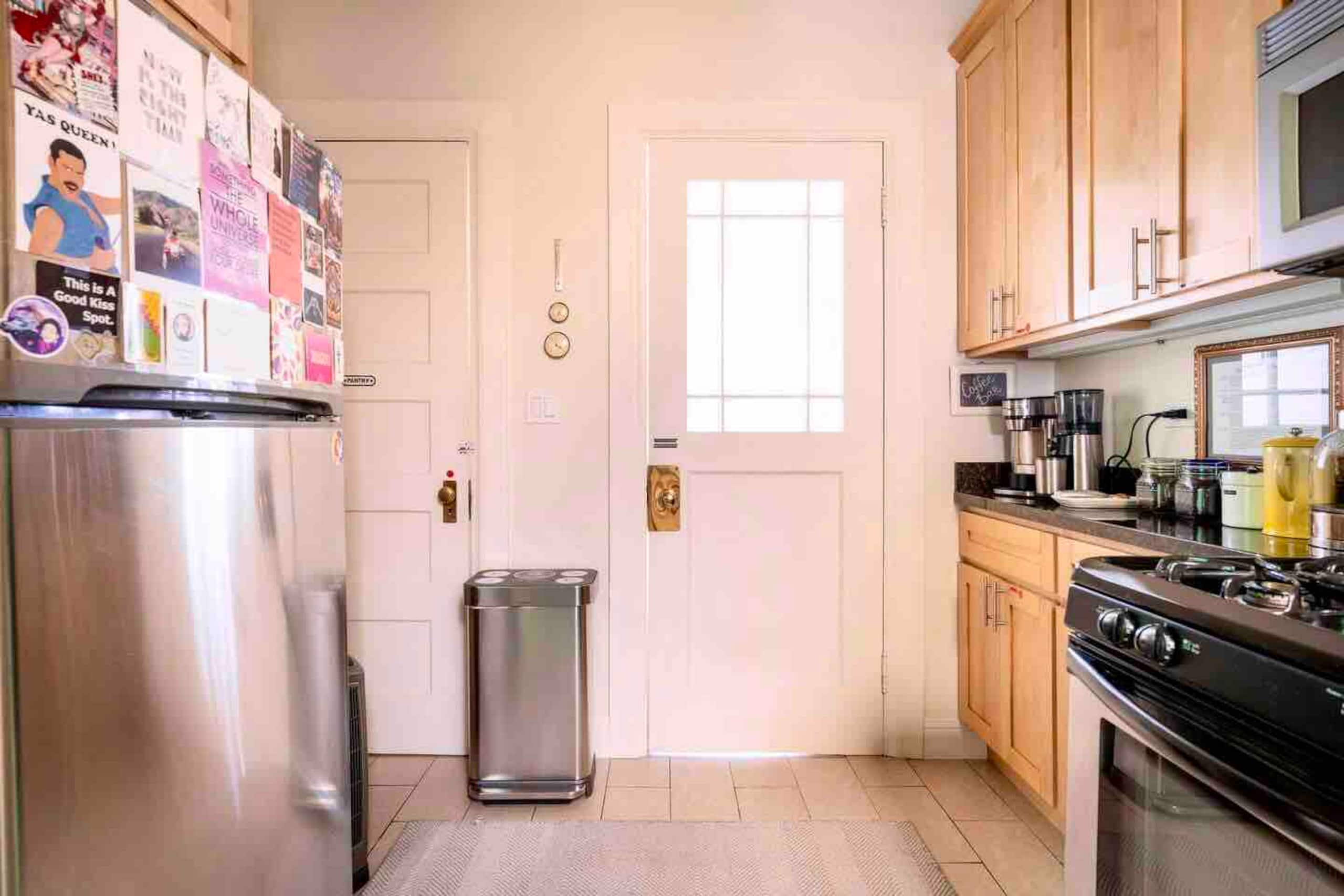 Home in San Francisco · ★4.92 · 4 bedrooms · 4 beds · 1 bath - Image 23