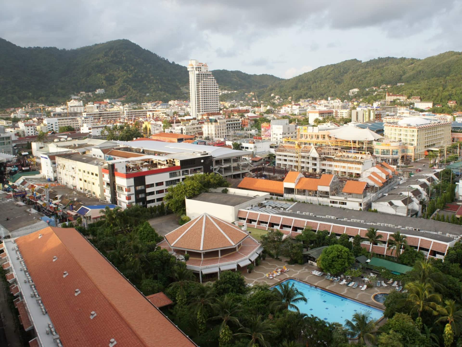 Patong Tower 100m from the beach — foto 2