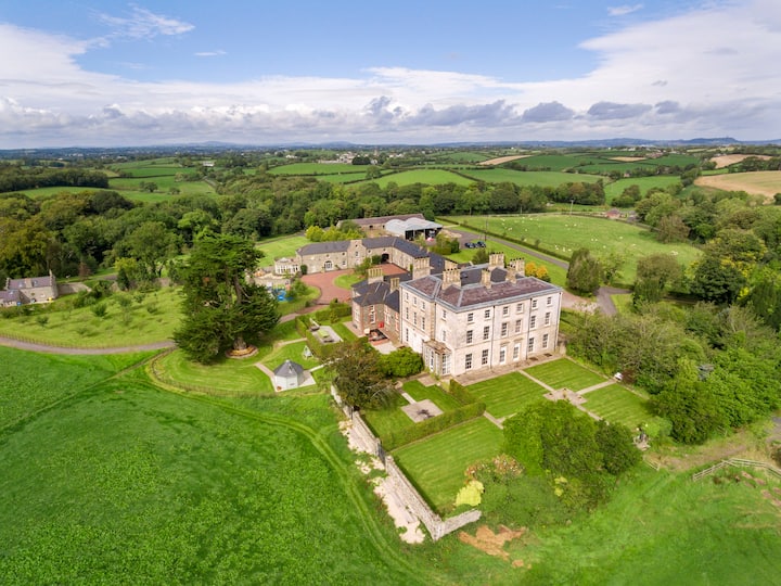 Florida manor NI Hollow View Flats for Rent in Comber, Northern