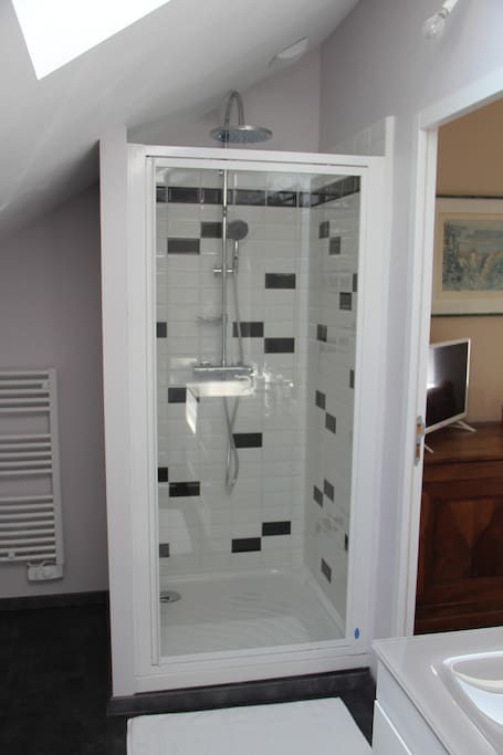 Salle d'esu Privative Suite Parentale