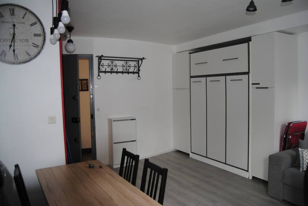 armoire lit pour plus de place