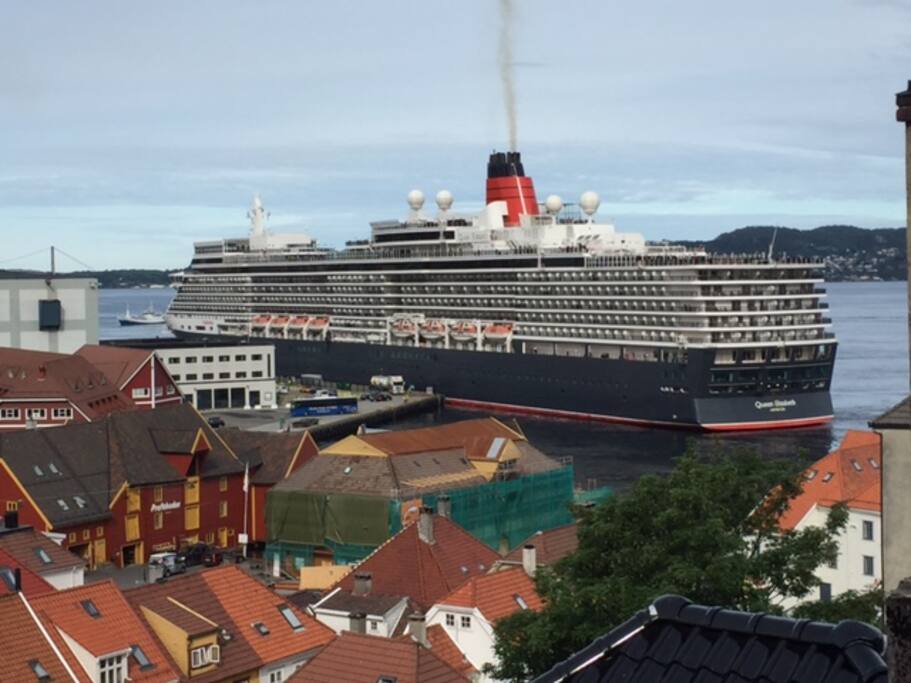 View from our balcony.... 5 minute walk to the port and the UNESCO World Heritage Site...Bryggen!