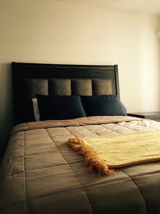 Queen Bed