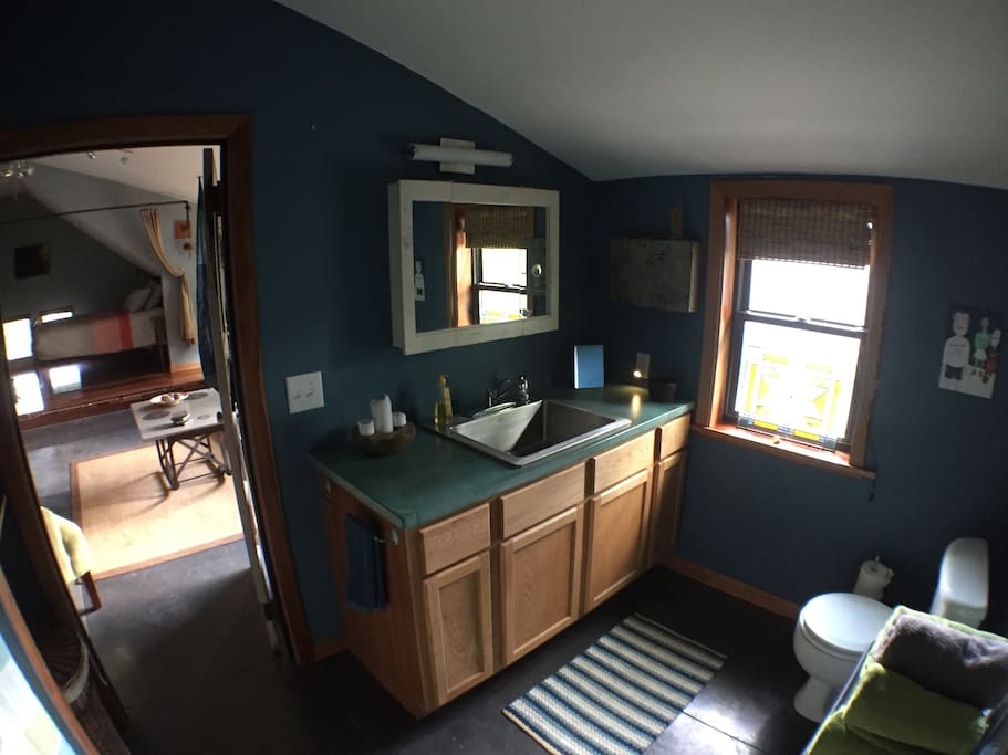 full bathroom