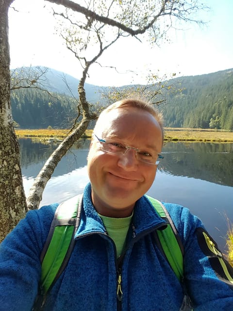 Beautiful 2-room apartment next to the park with garden terrace