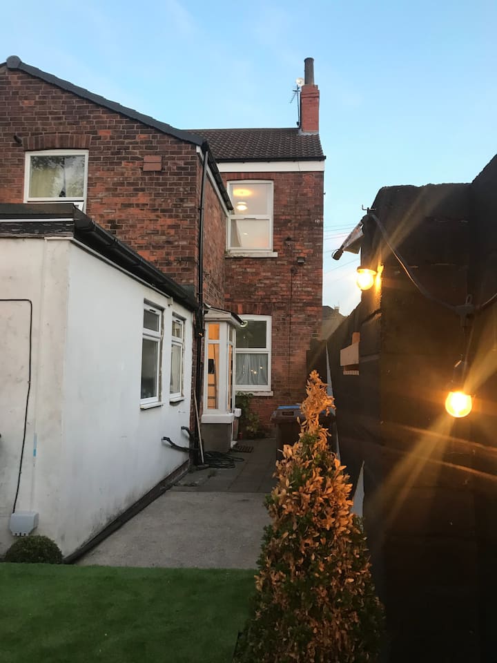 Kingston upon Hull Holiday Rentals & Homes England, United Kingdom