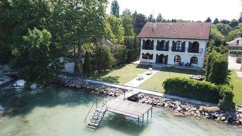 AbaBeachHouse Balatonszárszó two-story waterfront house