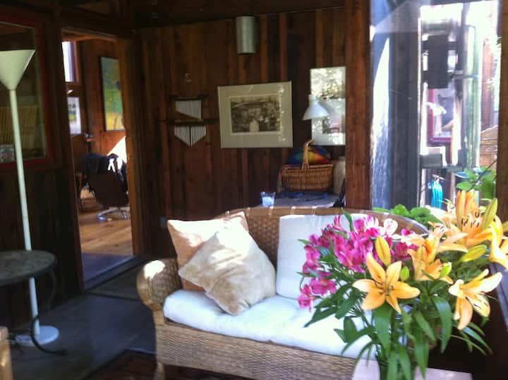Hideaway In The Woods - Stockbridge