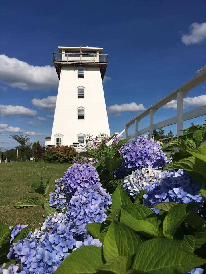 Full Lighthouse Lighthouses for Rent in Brackley Beach, Prince Edward Island, Canada Airbnb