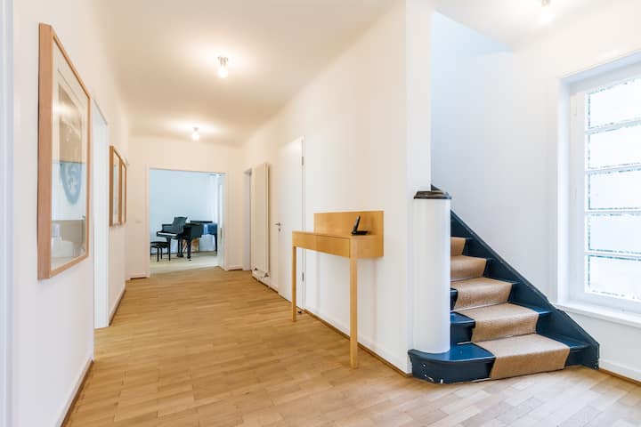 Modern Friendly House In Blankenese, Quiet - Hamburg