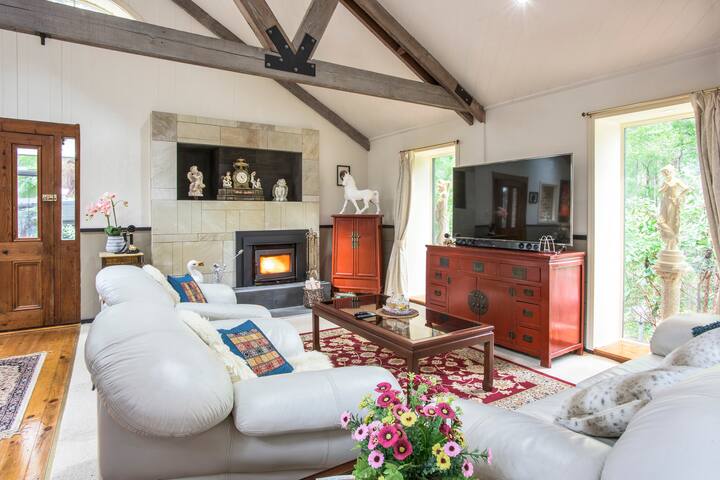 Stone On The Hill – Kallista, Dandenong Ranges gallery image 2