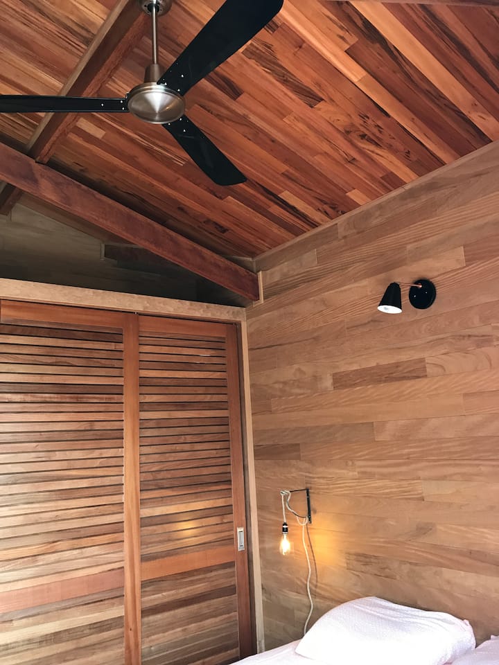 spálňa 3 , 
všetky spálne sú vybavené tichým ventilátorom