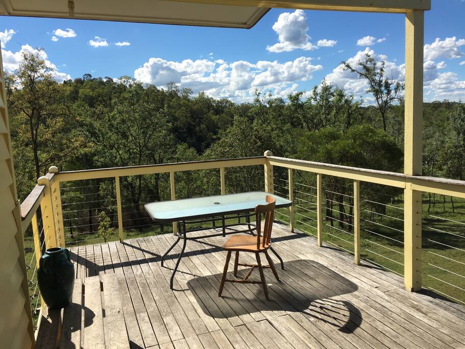 A great place to sit and take in the bush views .. very relaxing !