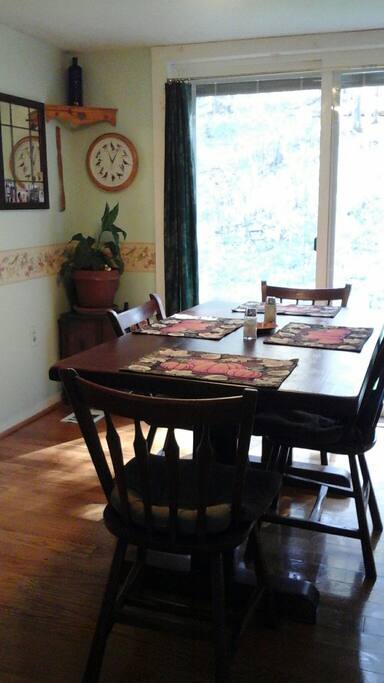 A nice place to eat breakfast and watch the birds and wildlife .