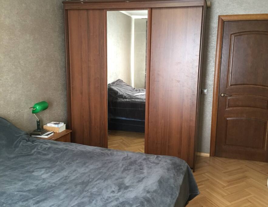 Bed room