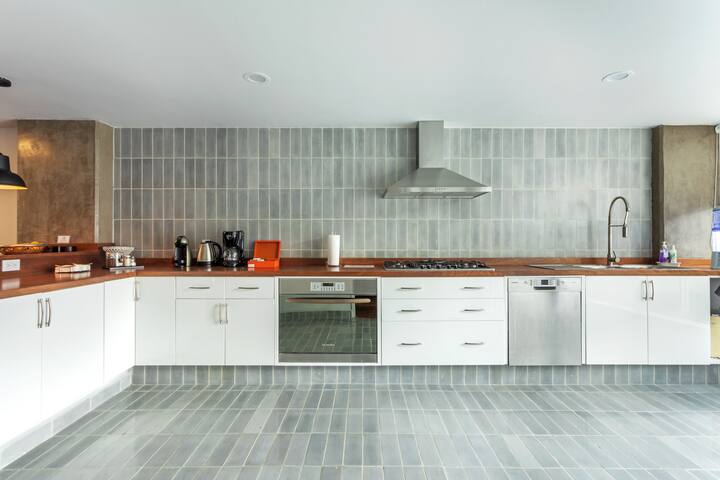 Beautiful and newly remodeled Condesa apartment gallery image 4