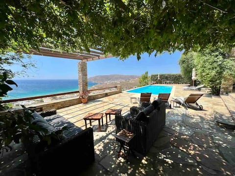Eleagnos luxury villa ,private pool,sea views.