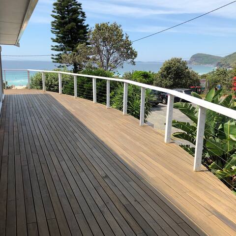 Seaside house at Blueys Beach gallery image 2