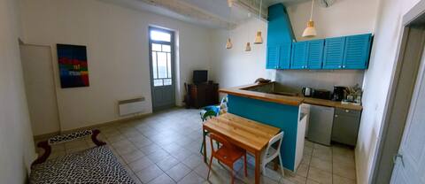 apartment near the river and the Pont-du-Gard.
