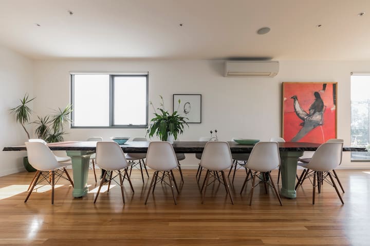 Penthouse rooftop apartment Brunswick gallery image 3