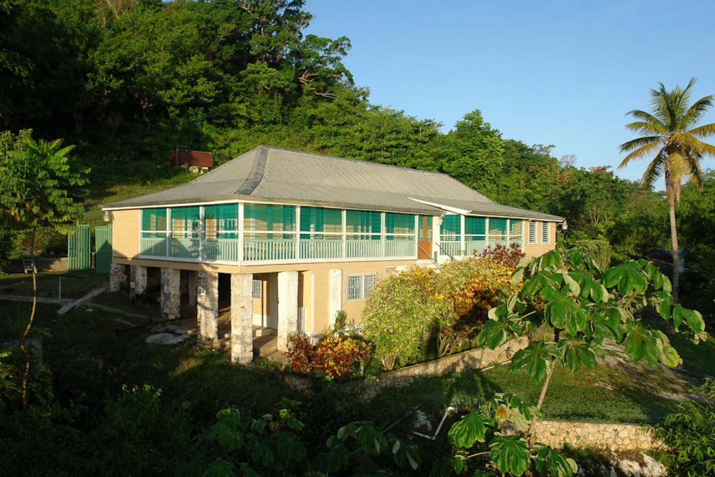 Retreat Plantation House Villas for Rent in Negril, Westmoreland