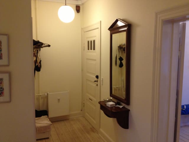 Copenhagen, green parks and culture gallery image 4