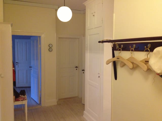 Copenhagen, green parks and culture gallery image 3