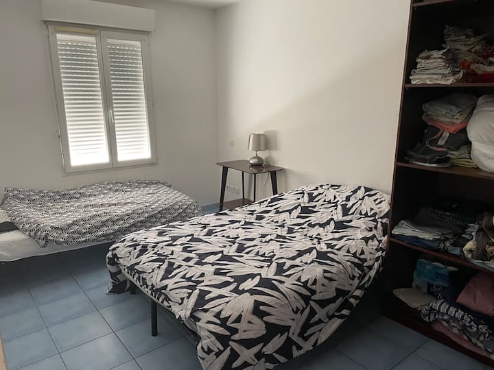 საძინებელი 4