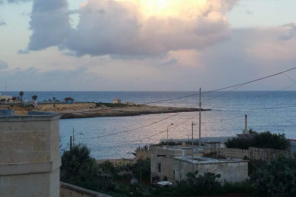 2 bedroom Luxury Sea view Apartment in Marsaskala