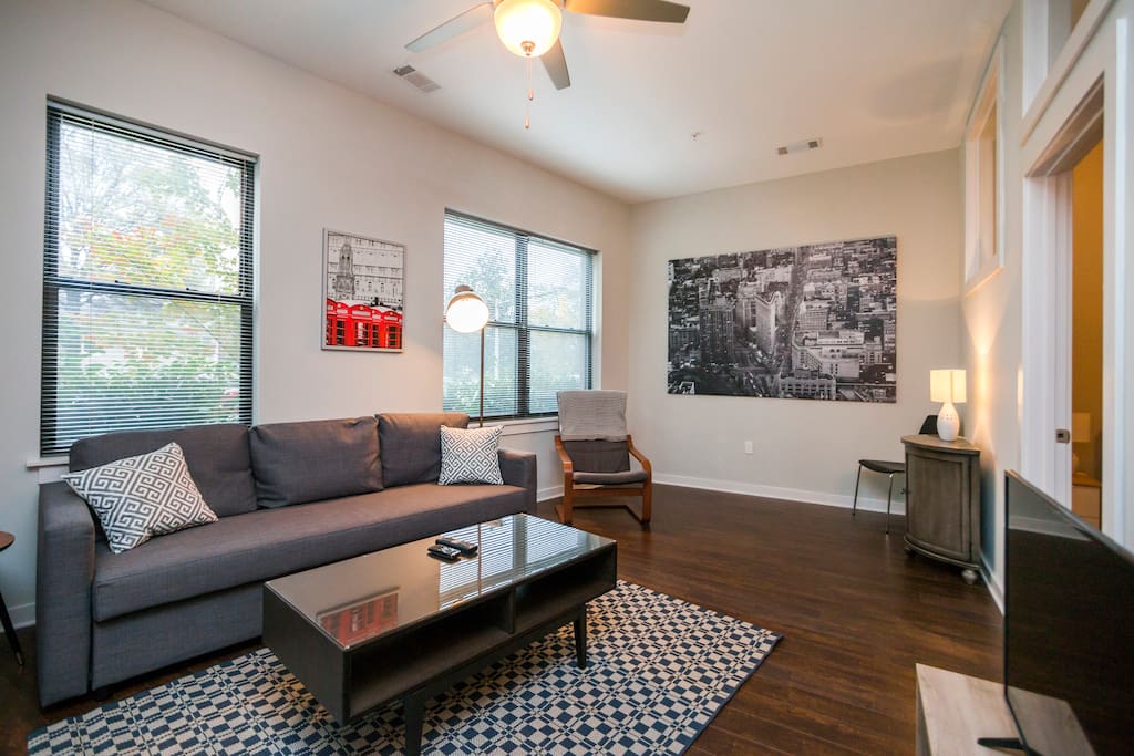 Comfy sofa bed in the living room
Permit #2016052173