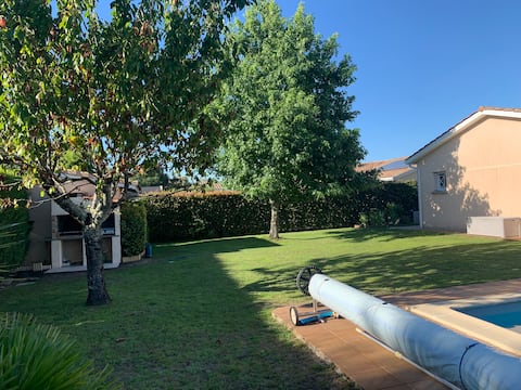 3-bedroom house with pool