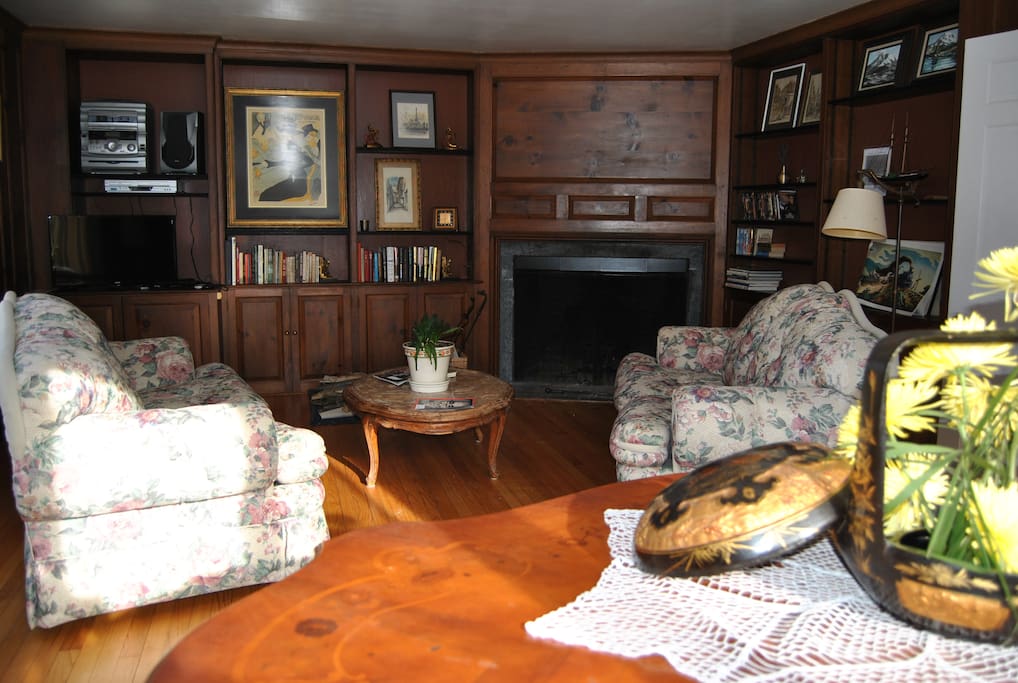 Living Room with Fireplace & TV