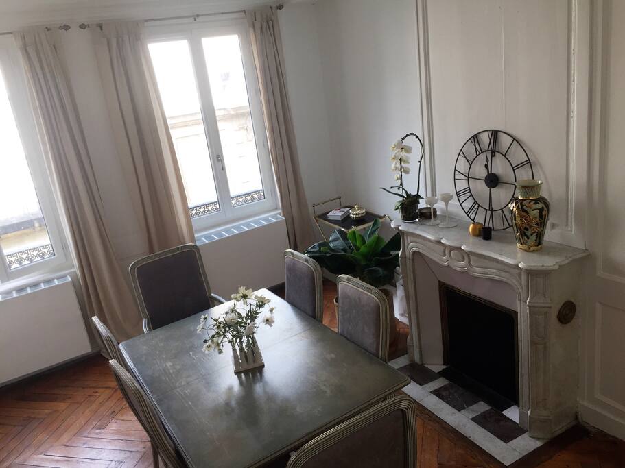 table pour 8 pers maxi