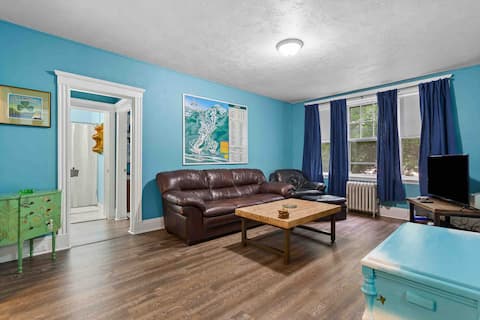 Top performing Airbnb: 2 Bedroom by Longwood Medical Hospitals in Mission Hill