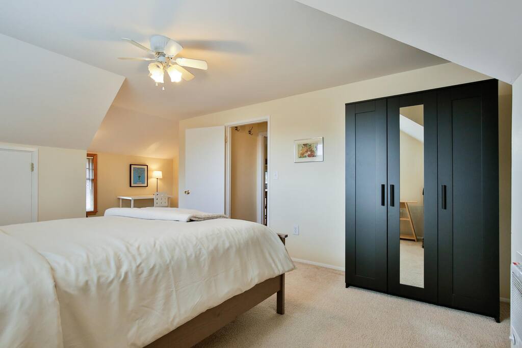 South facing Bedroom with Queen sized bed.