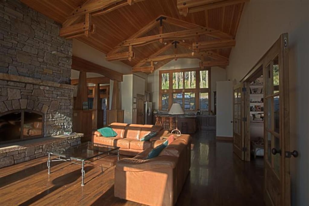 A Beautiful House on Flathead Lake Houses for Rent in Polson, Montana