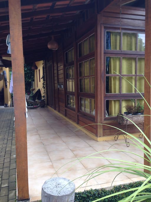 Lateral, varandinha