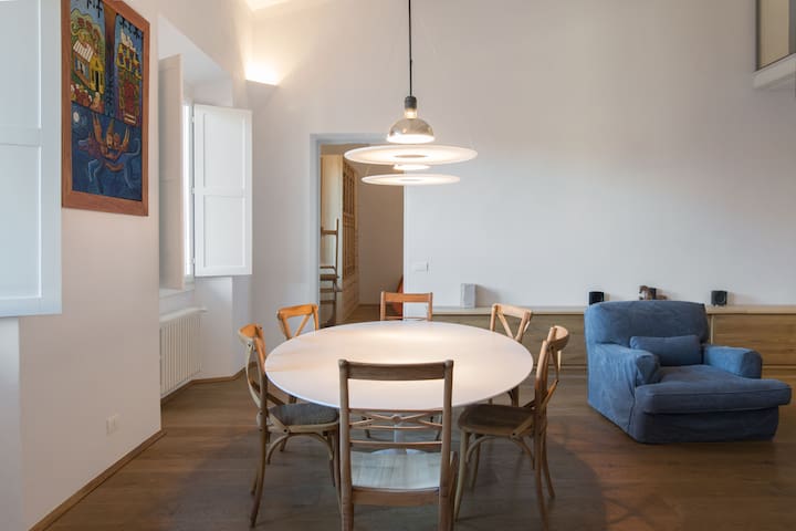 Cozy, spacious, bright: Florence at 360 ° gallery image 4