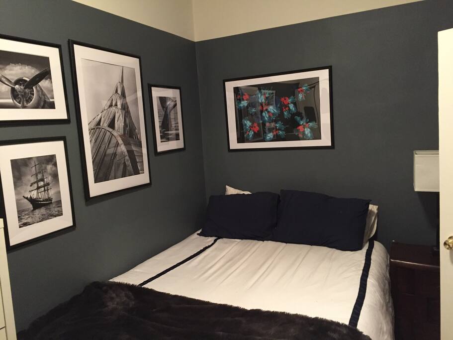 Queen size bed