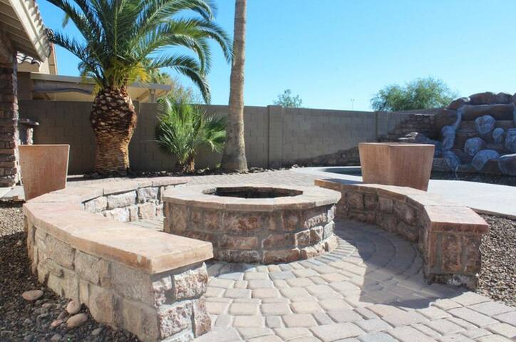 Quiet pet friendly bedroom