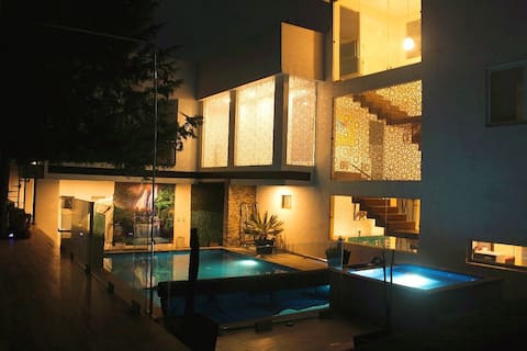 Full house with pool!