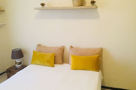 chambre agréable :Gueliz proche de gare  &aéroport