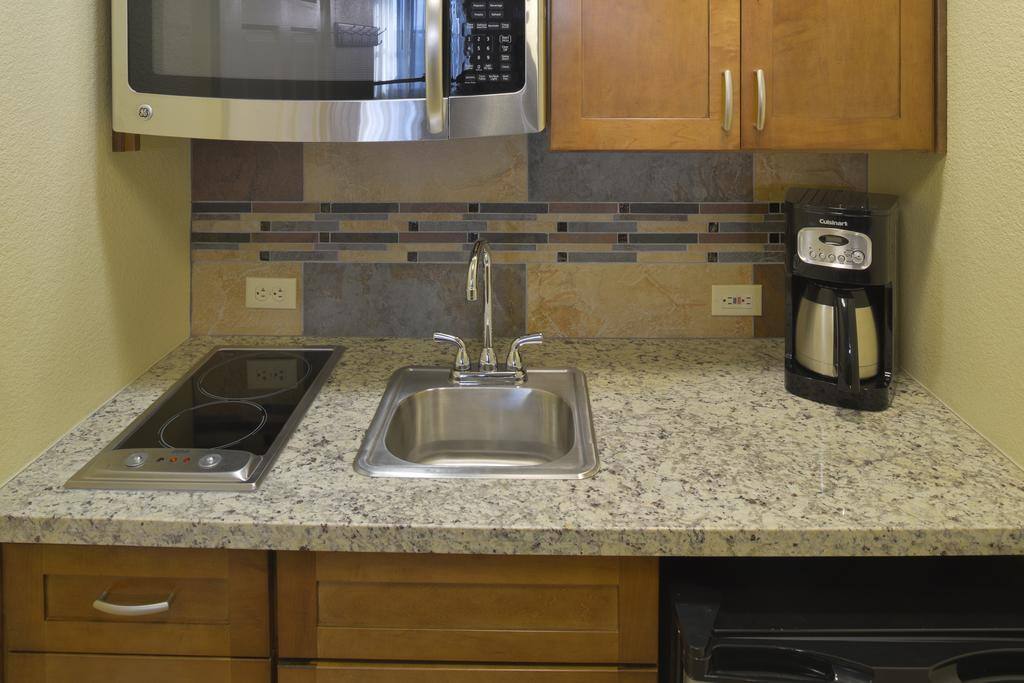 Mini Kitchen